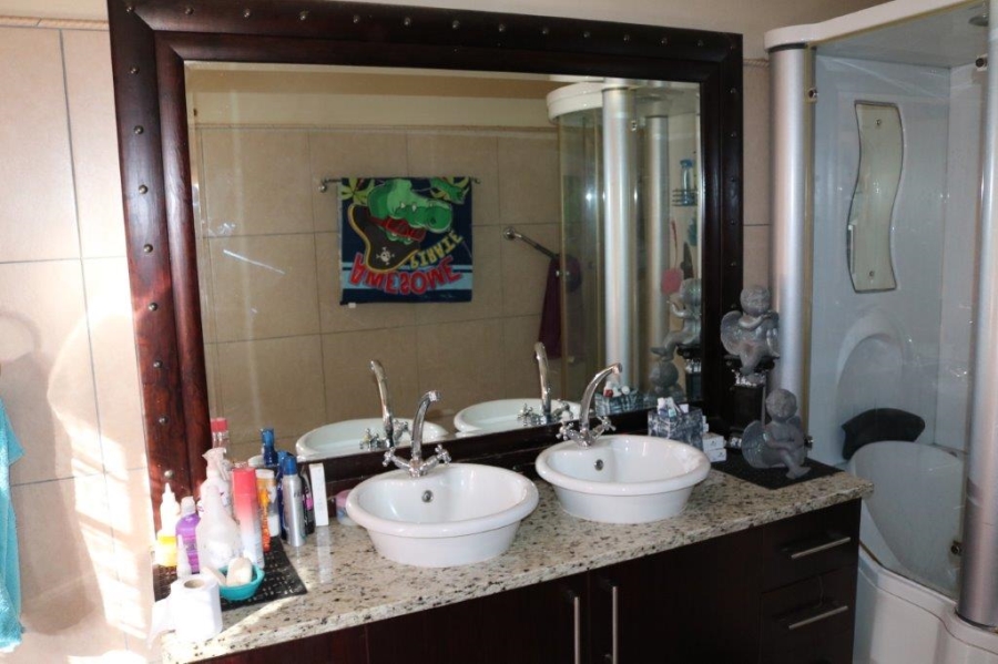 Commercial Property for Sale in Oudtshoorn Rural Western Cape